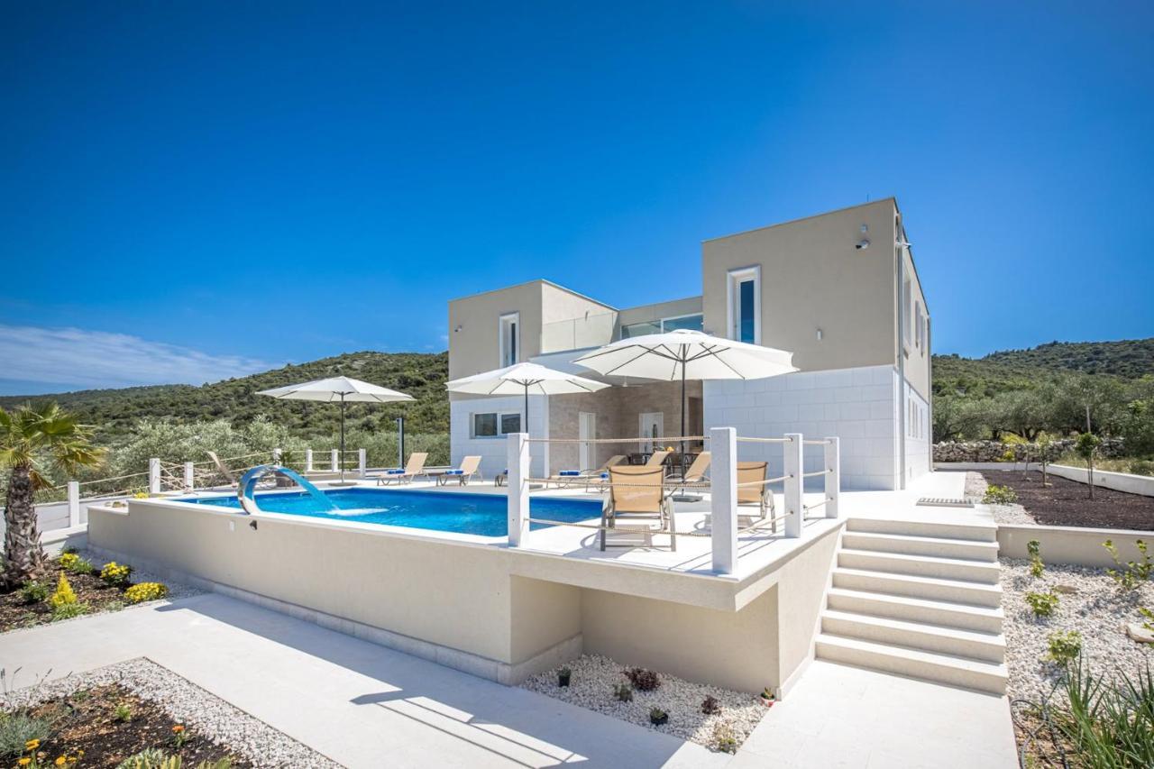 Villa Hileja Marina Exterior photo