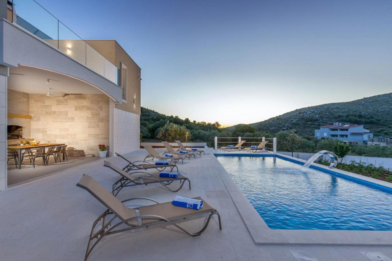 Villa Hileja Marina Exterior photo