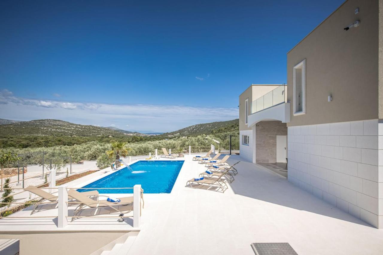 Villa Hileja Marina Exterior photo