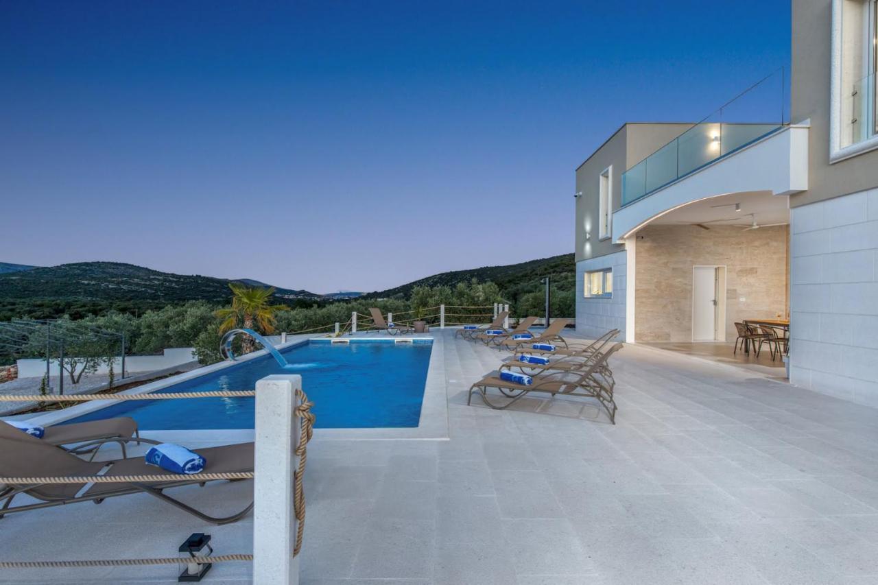 Villa Hileja Marina Exterior photo