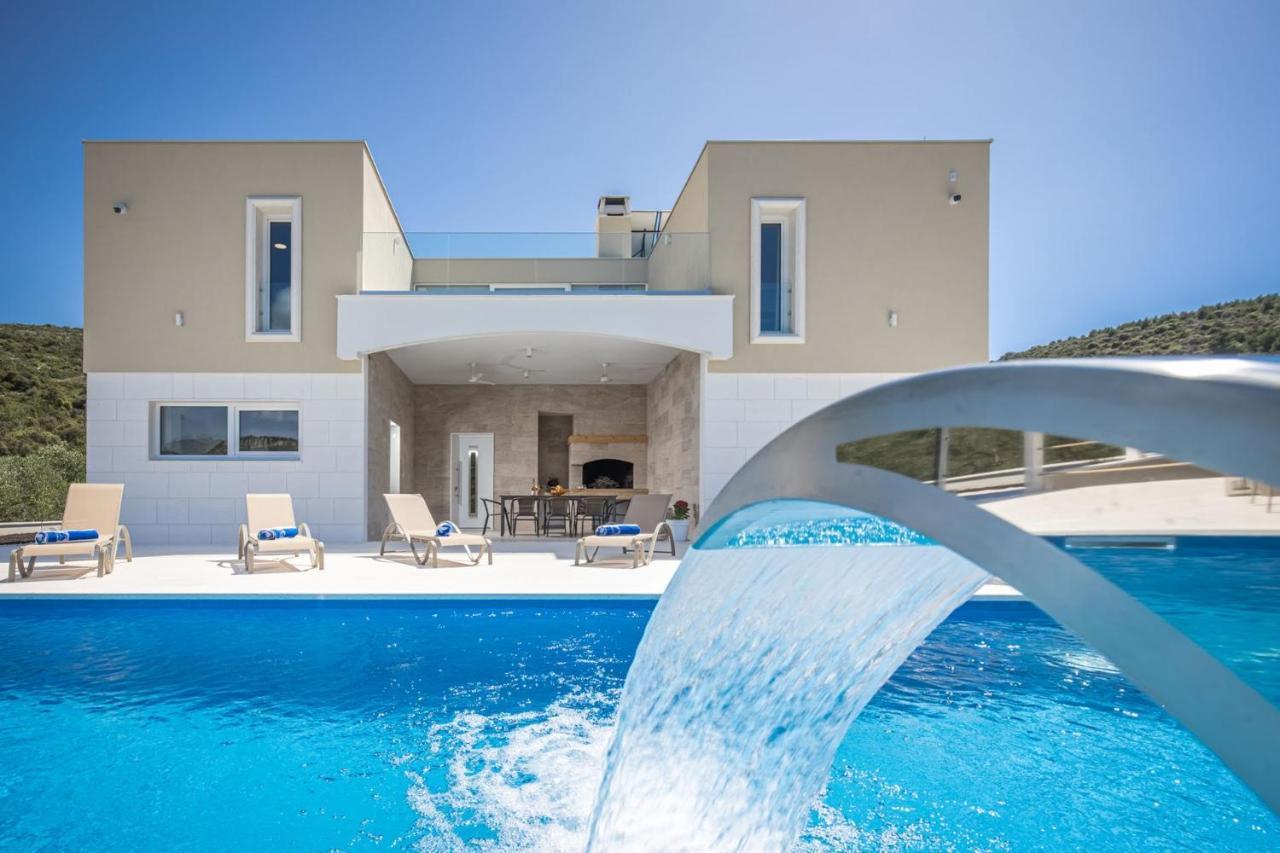 Villa Hileja Marina Exterior photo
